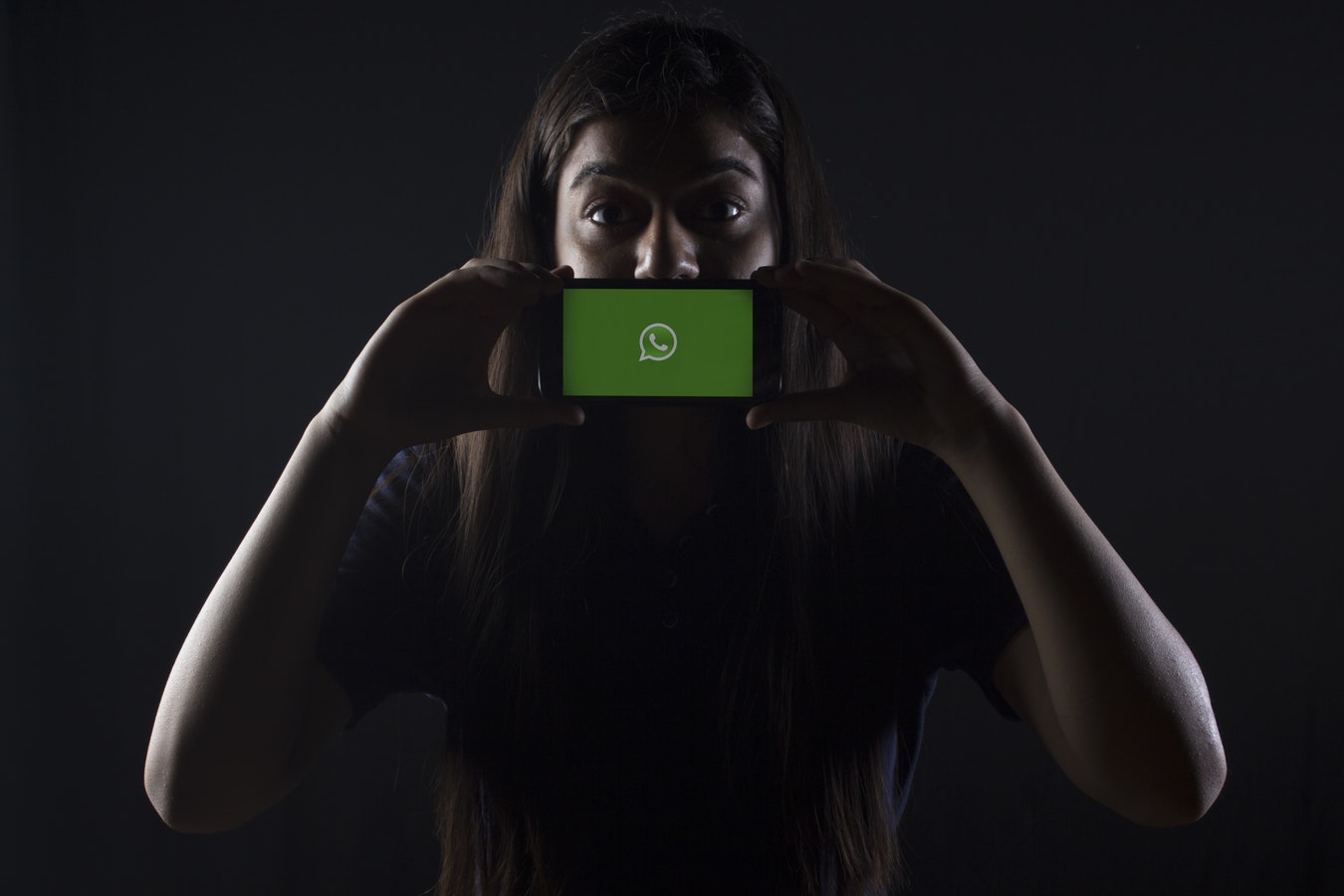 Formas de salir de un grupo de WhatsApp sin ofender a nadie - Cadena Dial