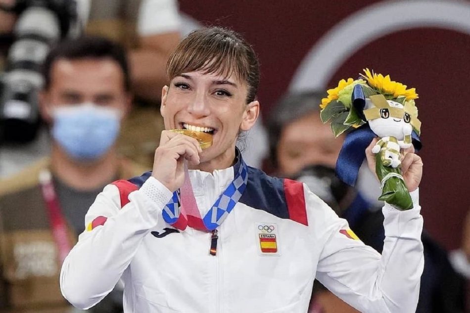 Sandra Sánchez Campeona Olímpica En Kata Da Una Gran Lección Cadena