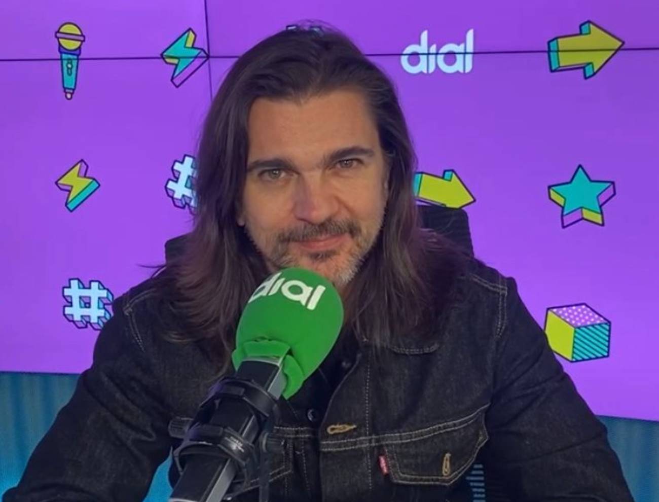 Juanes Es Sustituido Por Un Perro En Su Propia Casa Con Amores Prohibidos Cadena Dial