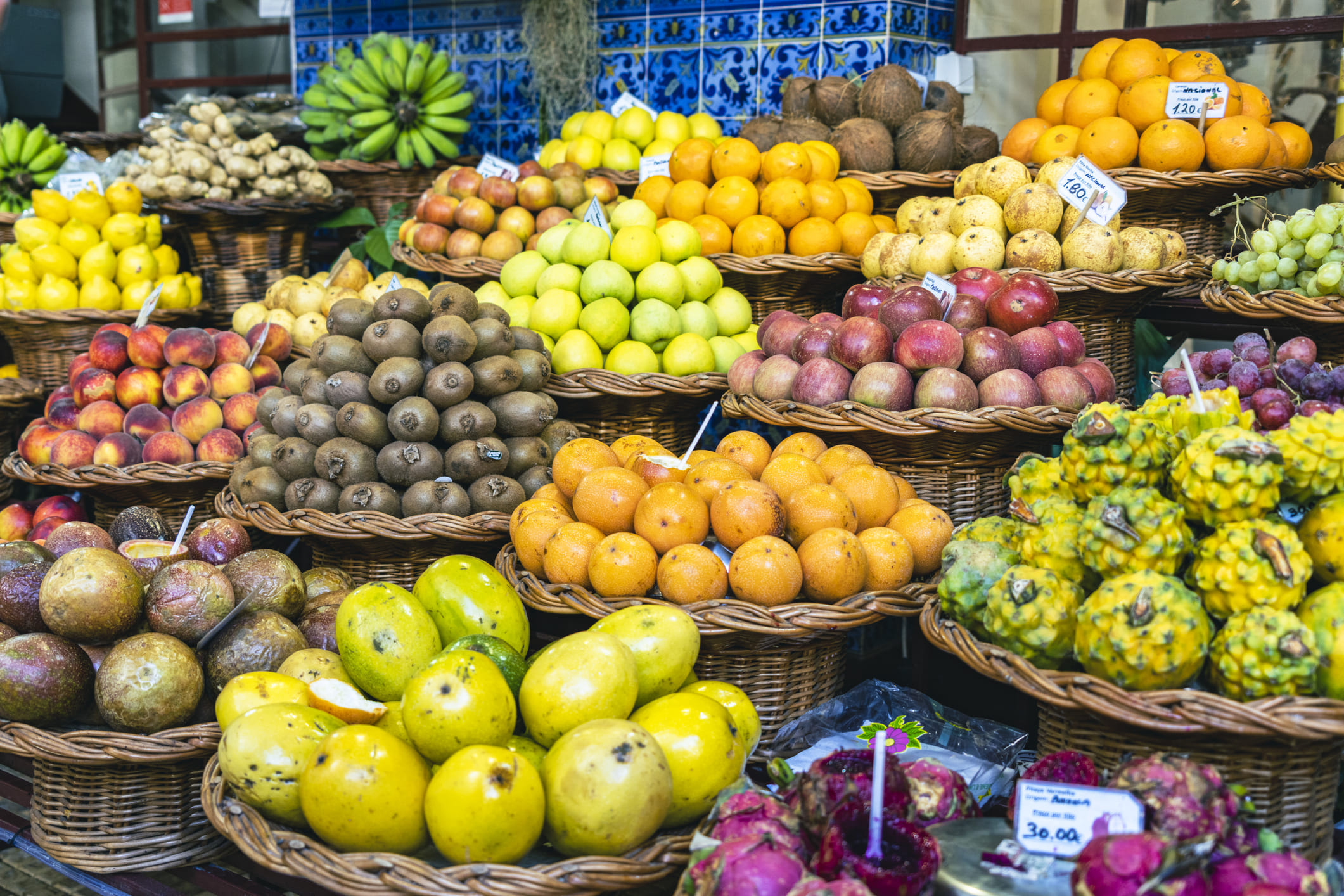 Estas son las frutas que contienen más azúcar (y las que menos) - Cadena Dial