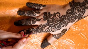Tatuajes de henna negra